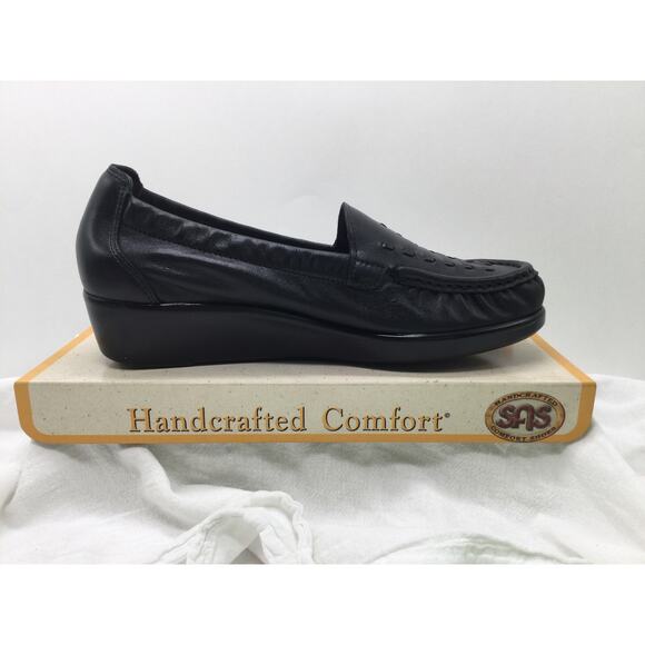 SAS Weave Slip On Loafer Black Womens 6W Comfort Shoe NEW - Picture 1 of 7